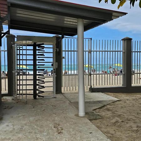 Steps From Foxwoods- Beachfront Retreat With Pools San Juan Exteriör bild