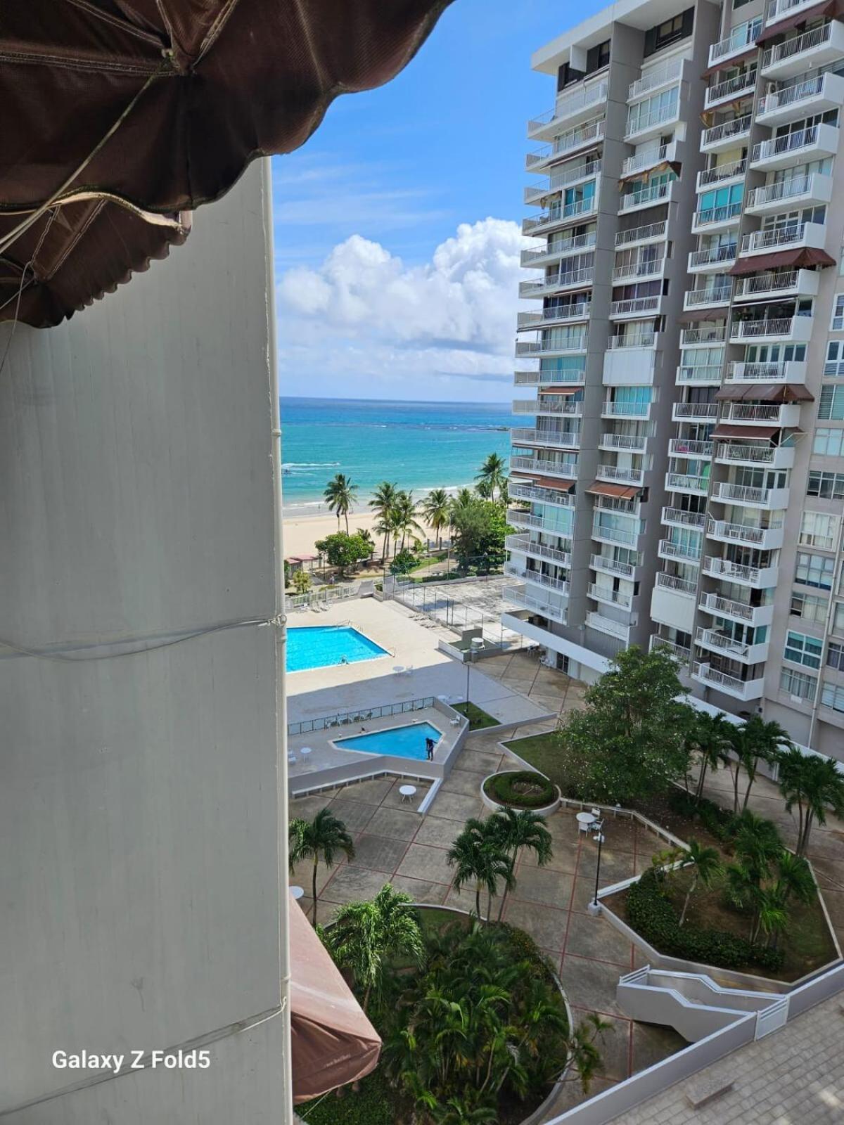 Steps From Foxwoods- Beachfront Retreat With Pools San Juan Exteriör bild
